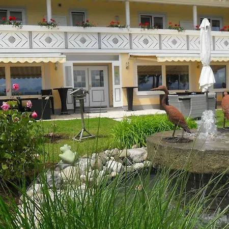 Hotell Alpina 3*