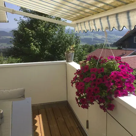 Hotell Alpina 3*