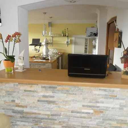 Alpina Hotel